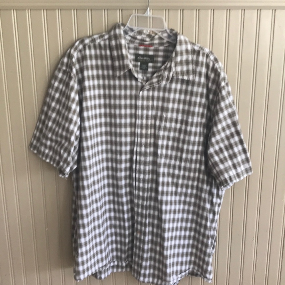 Men’s spread collar casual shirt